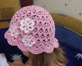 Ажурная шапочка для девочки крючком возрастом 1 год на лето в фото