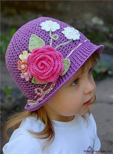 Ажурная шапочка для девочки крючком возрастом 1 год на лето в фото