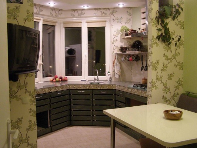 Эркер на кухне и в гостиной: идеи оформления (13 фото) в фото