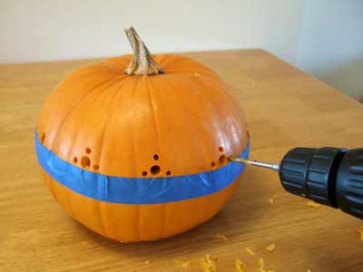 Как вырезать тыкву на Хэллоуин | Работаем с дрелью в фото