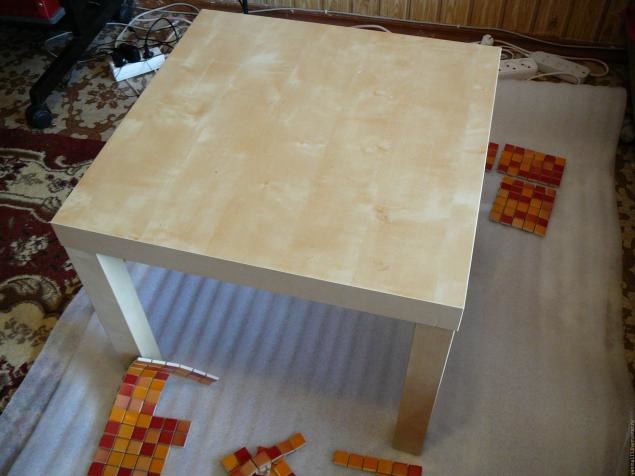 Столик из картона своими руками: столешница, ножки, отделка в фото